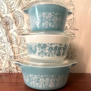 Vintage Pyrex Butterprint Amish Set of 3 Casserole 475,474,473 w/lids